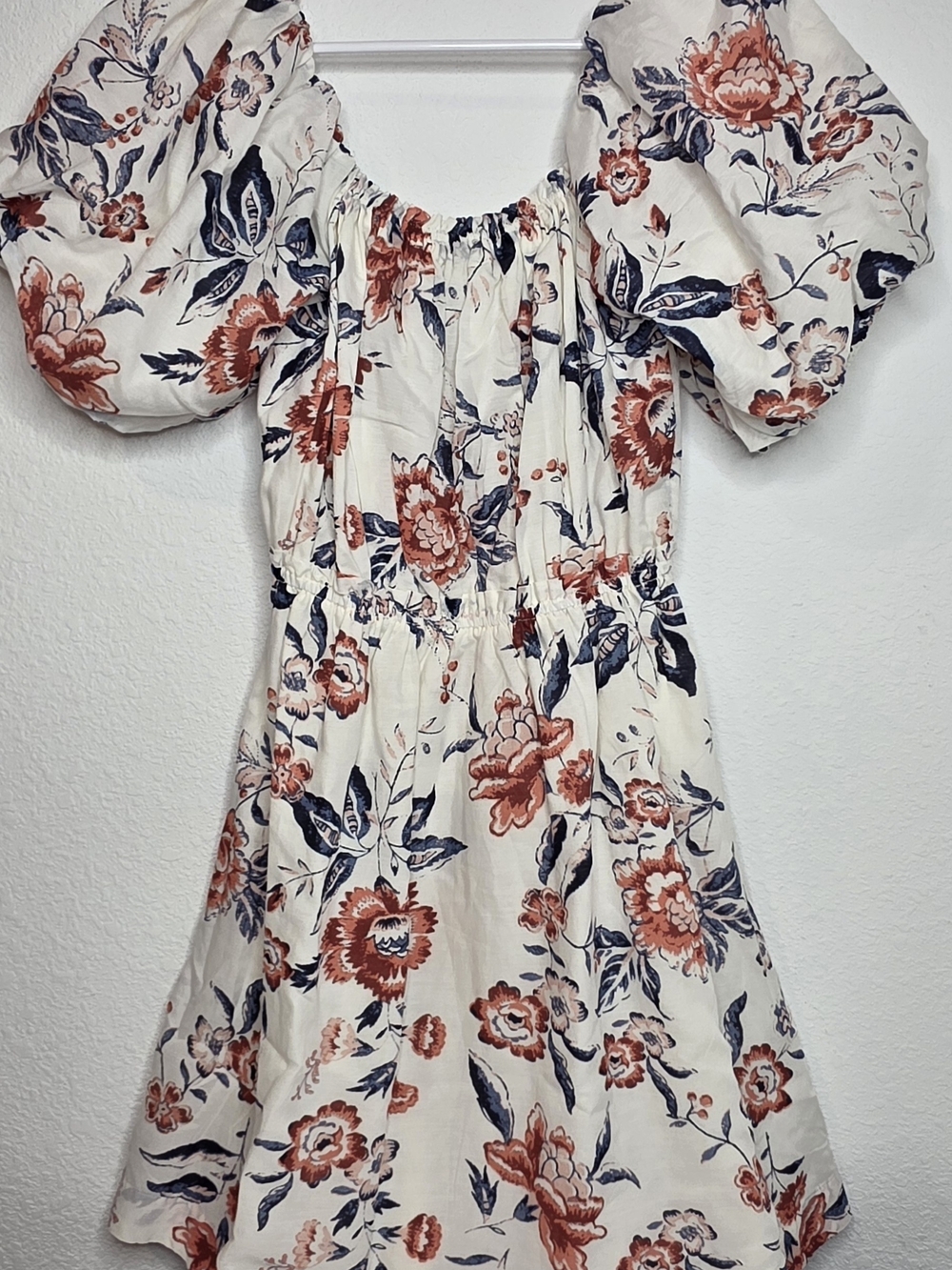 Lucky Brand White Floral Puff-Sleeve Dress with Rust and Navy Print